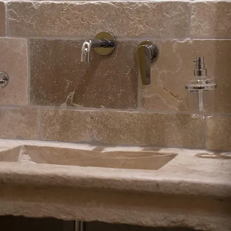 Palazzo Vittoria 4*