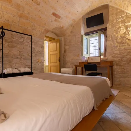 Palazzo Vittoria 4* بيشيلي