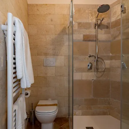 Palazzo Vittoria 4*